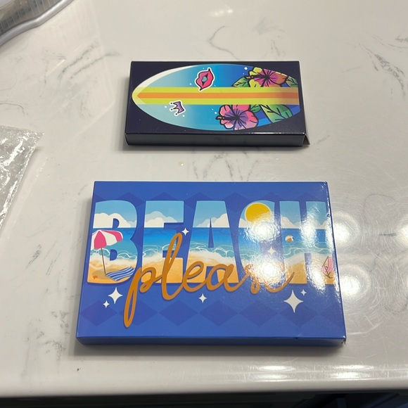 Spoiled cosmetics eyeshadow and highlighter/blush palettes new - Picture 3 of 12